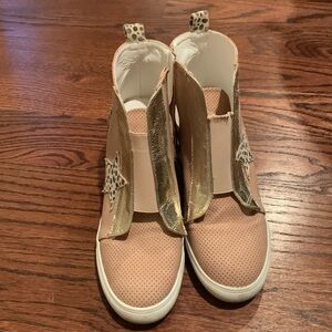 Nature Breeze Wedge Sneaker